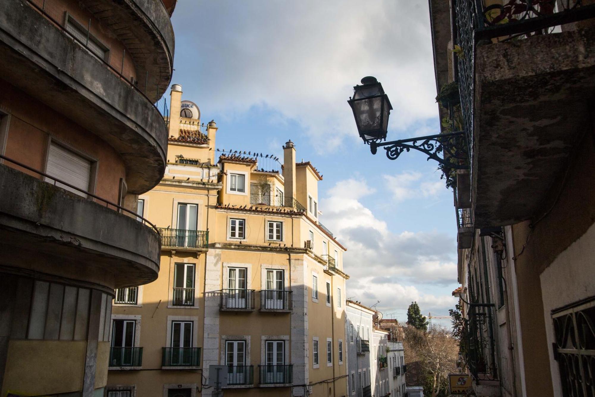 Ferienwohnung Flh Fresh And Cozy Old Town Duplex Lissabon Exterior foto